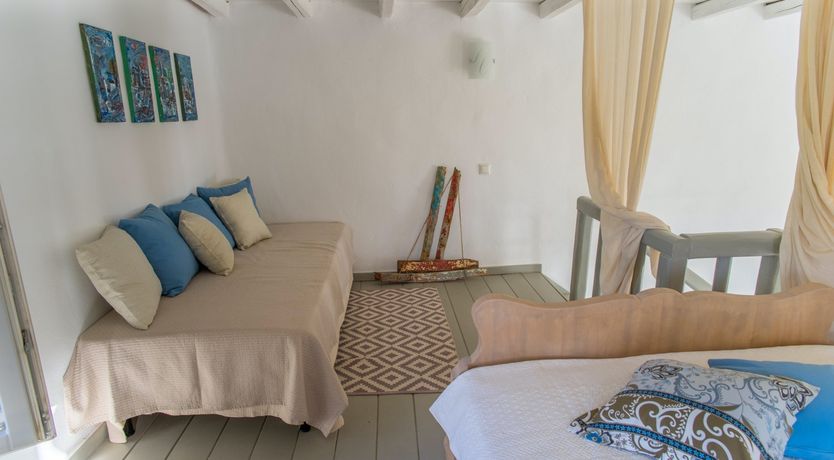 Photo of The Azurine Blue