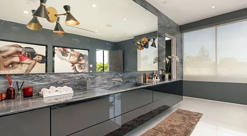 Photo of The Bluejeans