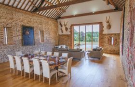 Fox & Hounds Holiday Home