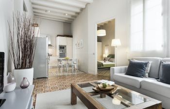 A Flamenco Breeze Apartment