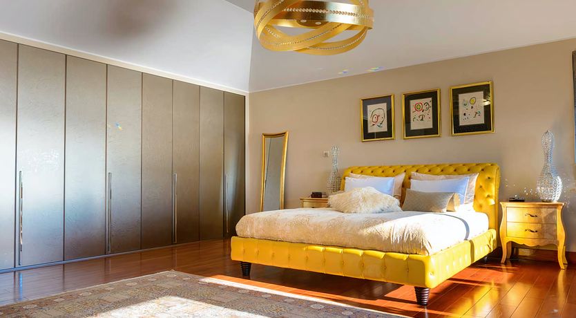 Photo of The Golden Shelf