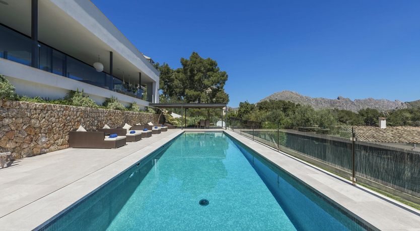 Photo of Dreaming by the Sea