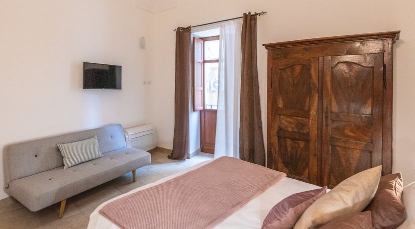 Photo of Oleander Seeds