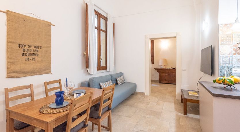 Photo of Oleander Seeds