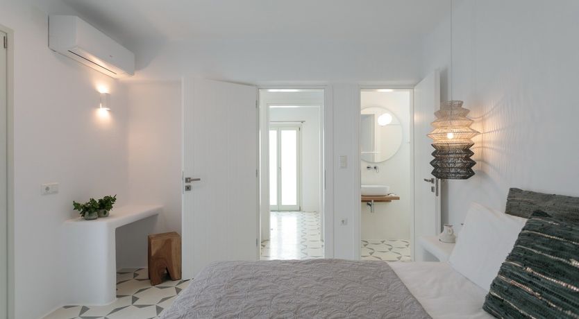 Photo of Reef & Stone