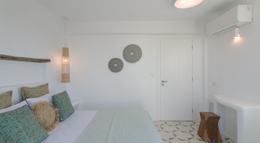 Photo of Reef & Stone