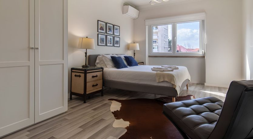 Photo of Lisbon Moon