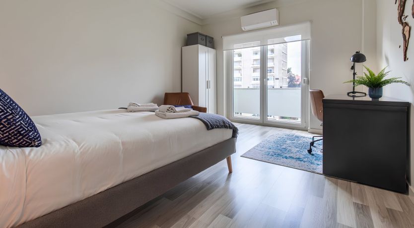 Photo of Lisbon Moon