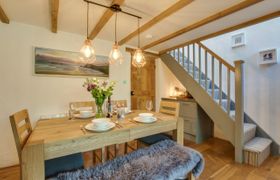 The Artist's Scrapbook Holiday Cottage