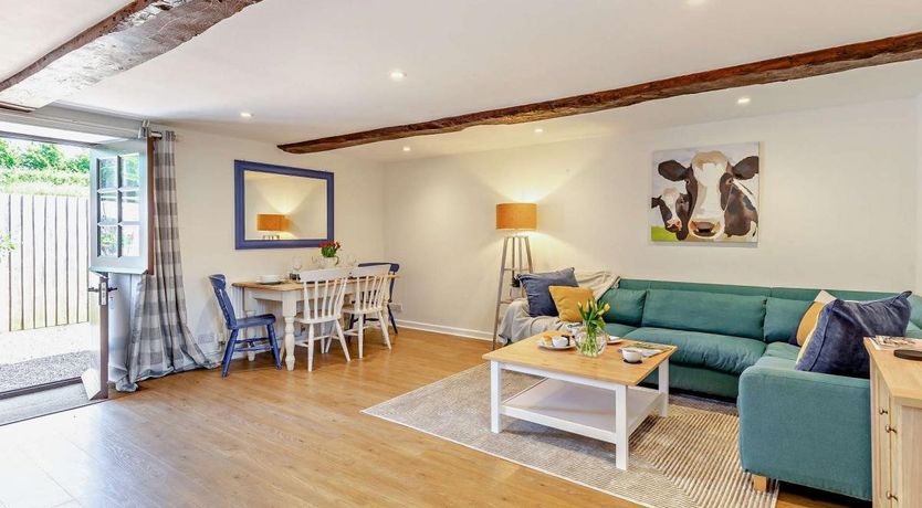 Photo of 3 Bed in Clyst St. Mary