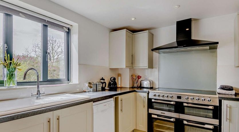 Photo of 1 Bed in Lechlade