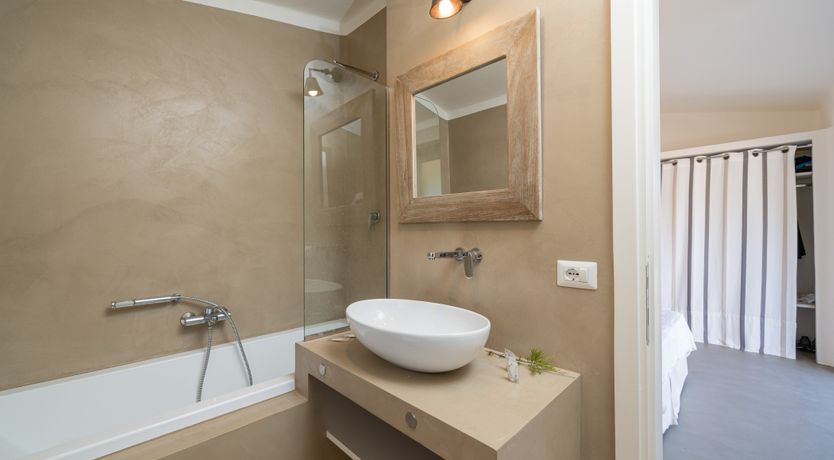 Photo of Lemons in the Sun