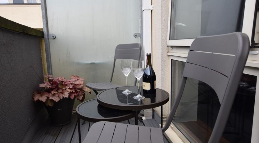 Photo of 1 Bed in Tunbridge Wells