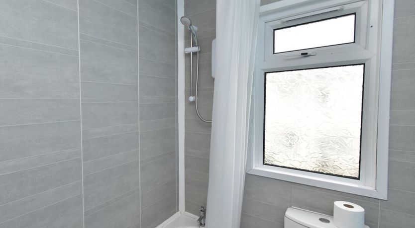 Photo of 2 Bed in Freshwater East