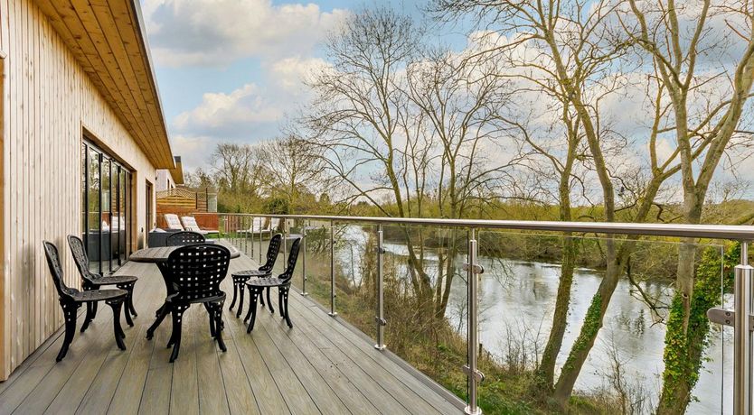 Photo of 3 Bed in Worcester