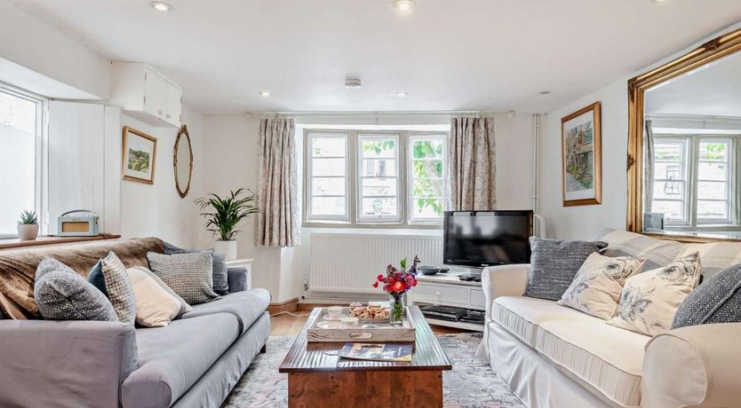 Photo of 1 Bed in Rode