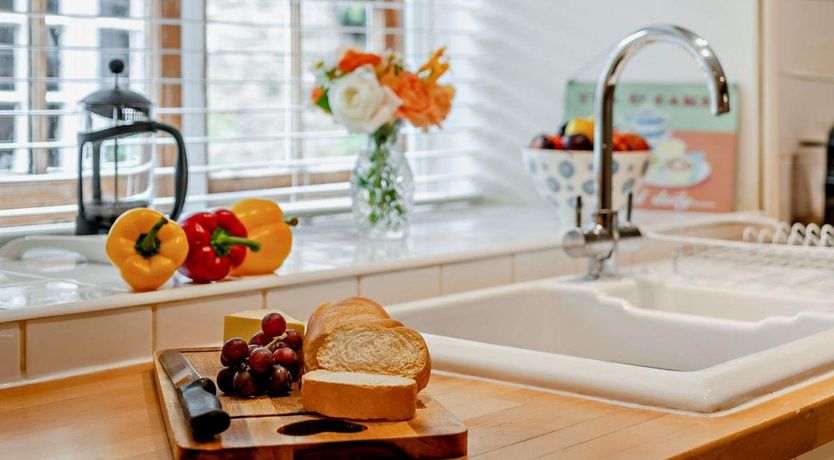 Photo of 1 Bed in Rode