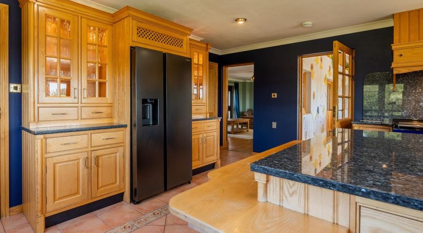 Photo of 6 Bed in Bideford