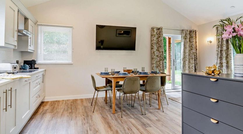 Photo of 3 Bed in Fairwood