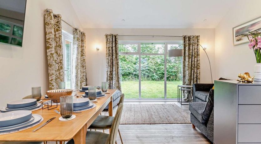 Photo of 3 Bed in Fairwood