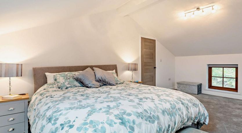 Photo of 2 Bed in Combe Martin