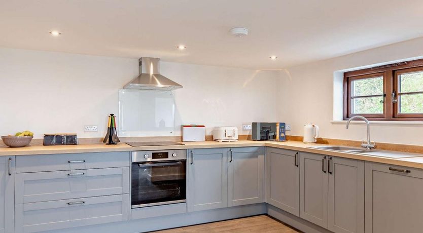 Photo of 2 Bed in Combe Martin