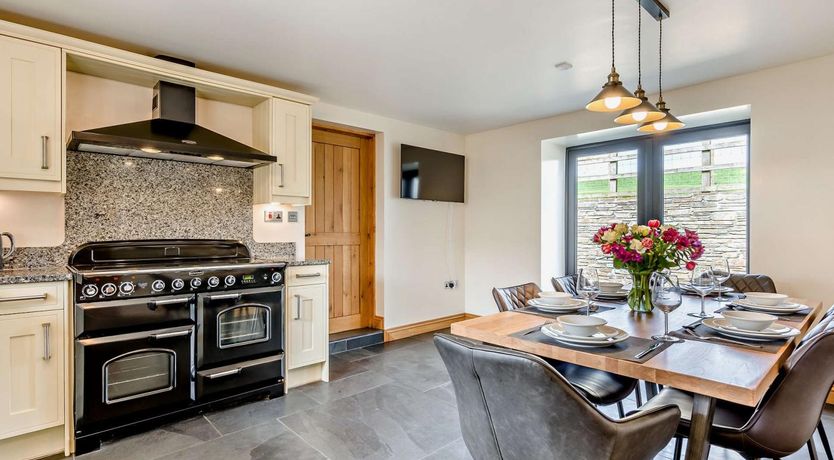 Photo of 3 Bed in Holsworthy