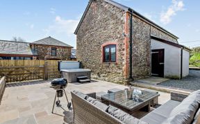 Photo of 3 Bed in Holsworthy