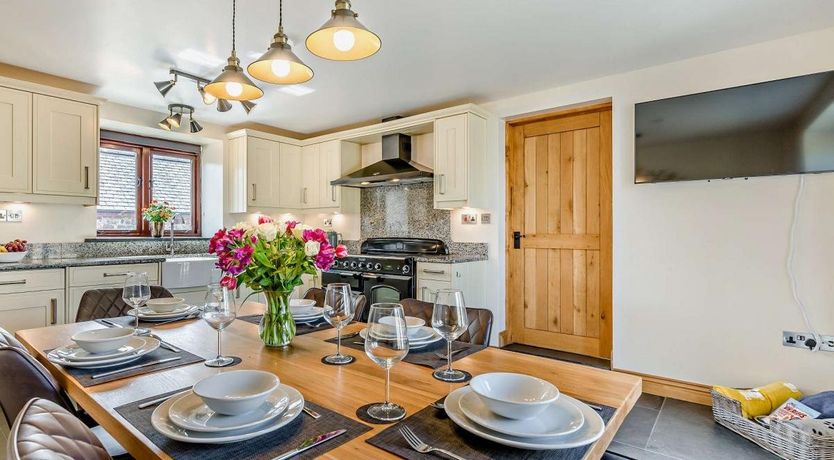 Photo of 3 Bed in Clawton