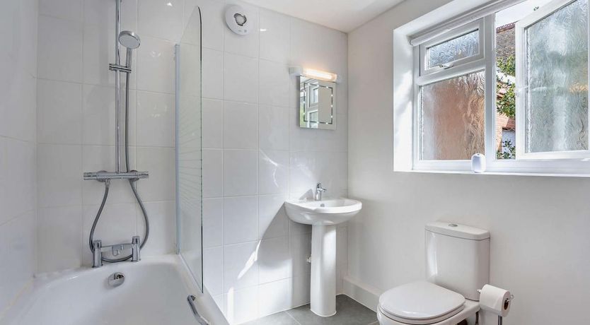 Photo of 2 Bed in Freshwater