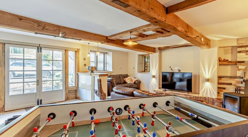 Photo of 5 Bed in Ross-on-wye