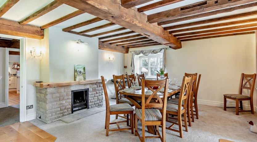 Photo of 5 Bed in Ross-on-wye