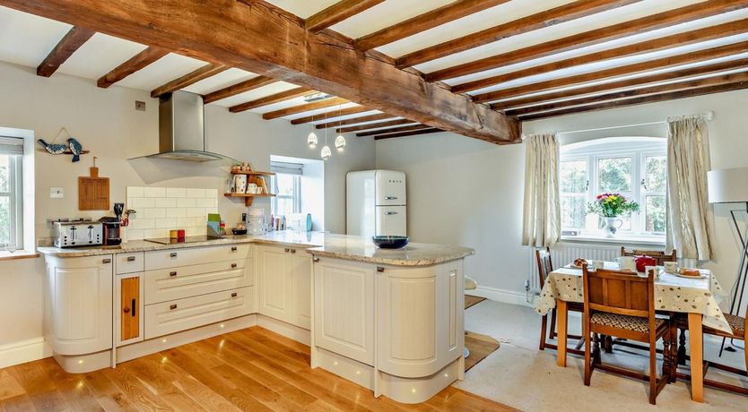 Photo of 5 Bed in Ross-on-wye