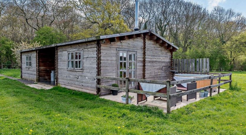 Photo of Log Cabin in Nottinghamshire