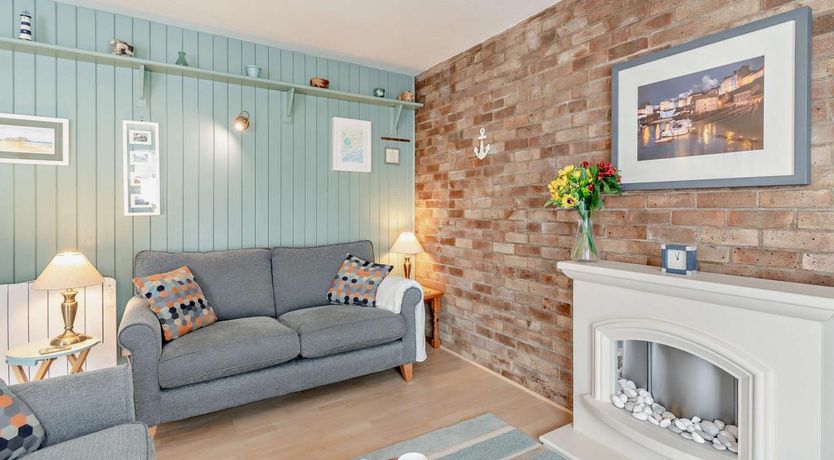 Photo of 2 Bed in Tenby