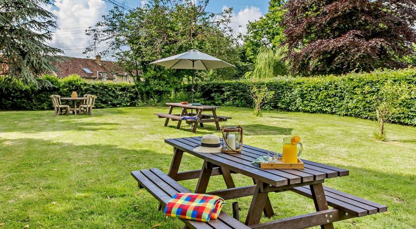 Photo of 1 Bed in East Chinnock