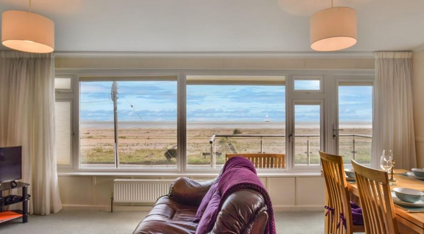 Photo of 2 Bed in Greatstone