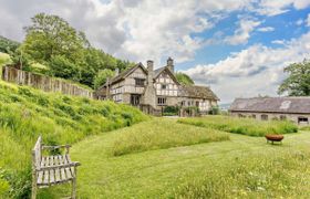 Photo of cottage-in-mid-wales-85