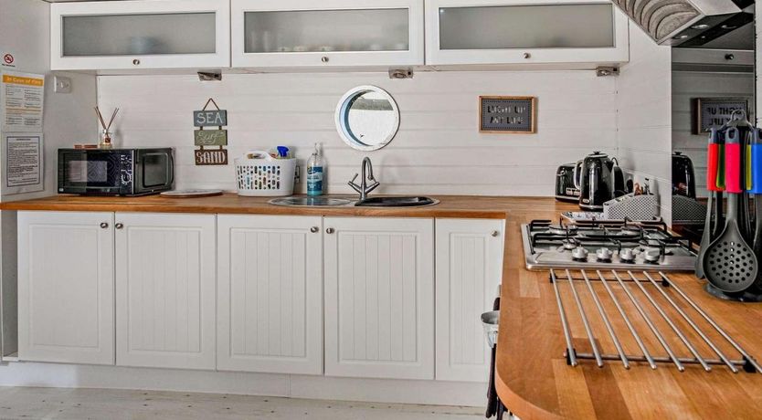 Photo of 2 Bed in East Cowes