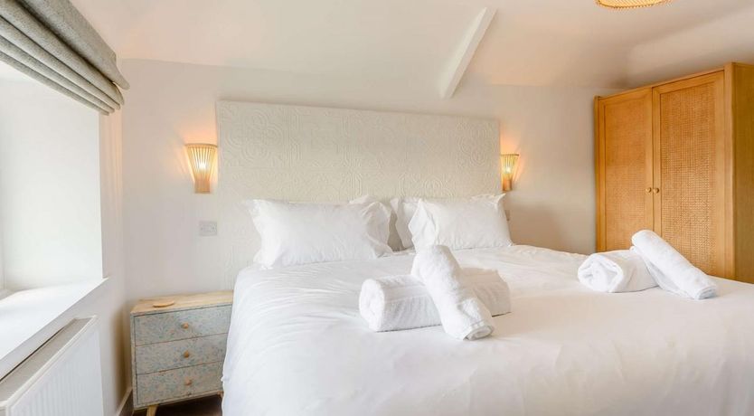 Photo of 1 Bed in Lee