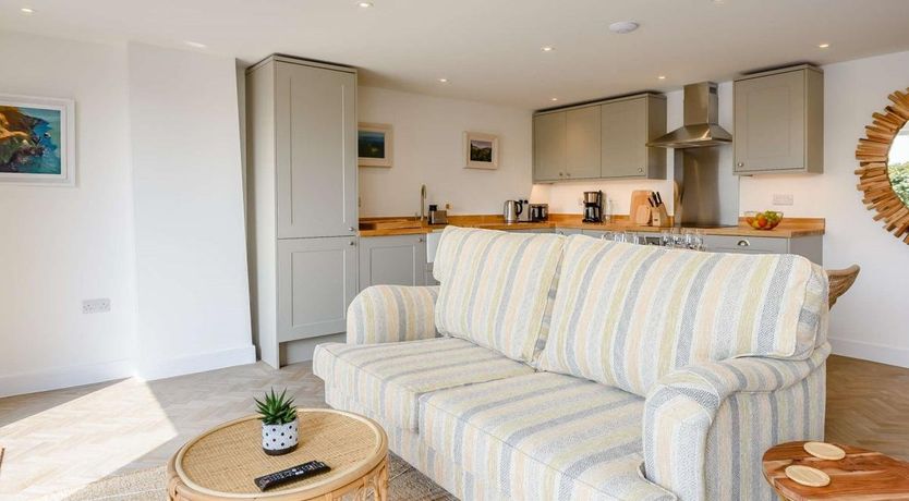 Photo of 1 Bed in Lee