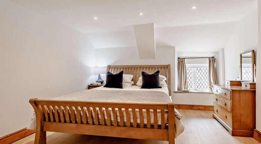 Photo of 1 Bed in Bishops Tawton