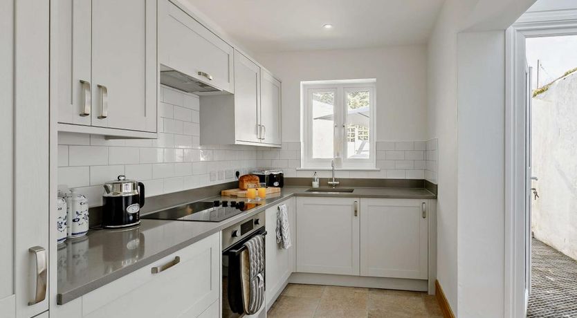 Photo of 1 Bed in Bishops Tawton