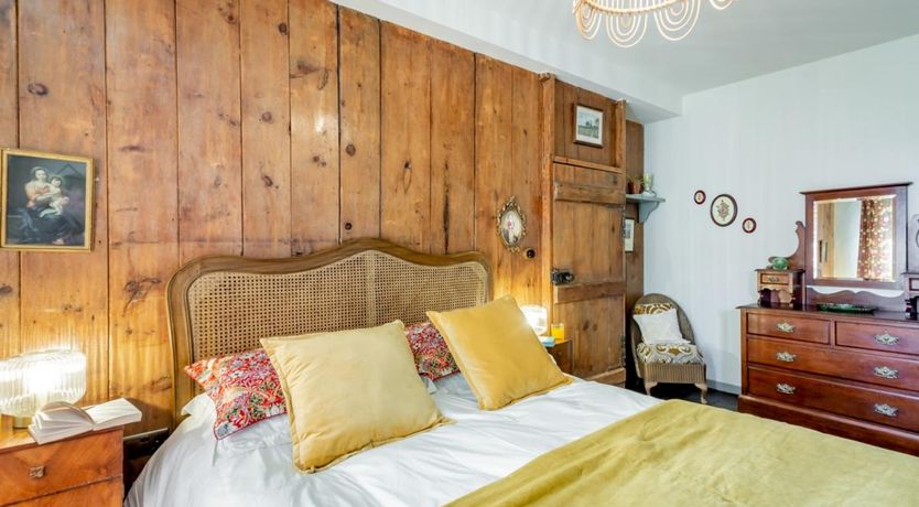 Photo of 4 Bed in Botwnnog