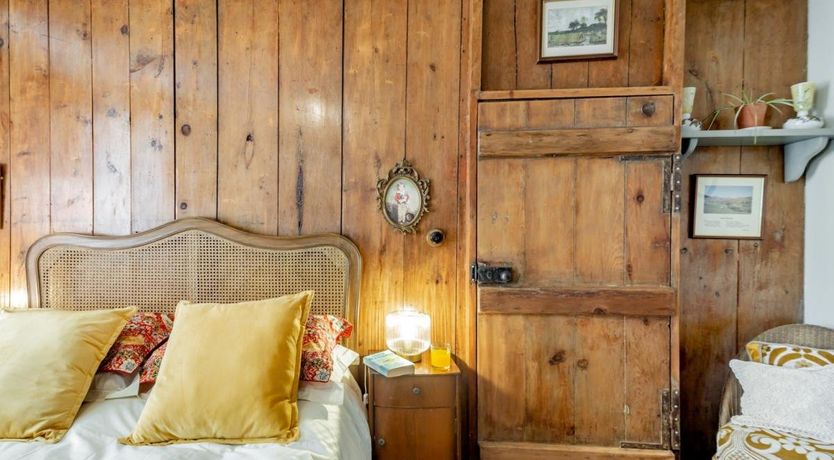 Photo of 4 Bed in Botwnnog