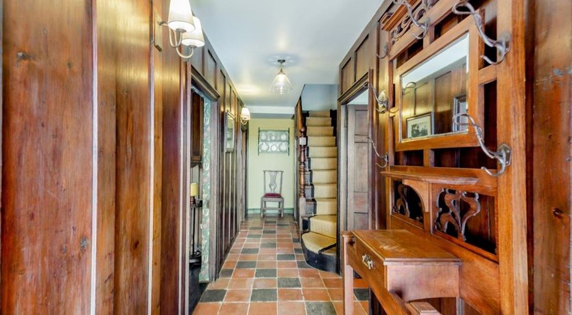 Photo of 4 Bed in Botwnnog