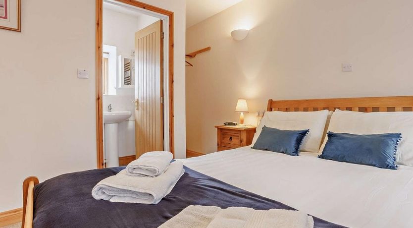 Photo of 2 Bed in Holsworthy