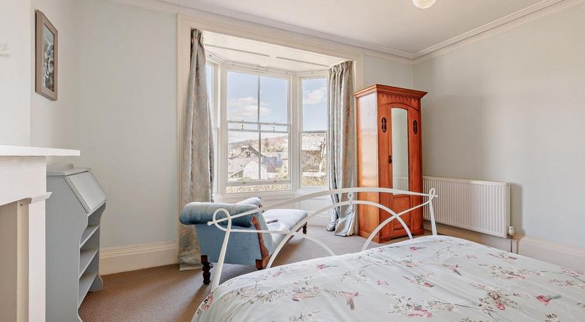 Photo of 6 Bed in Dolgellau