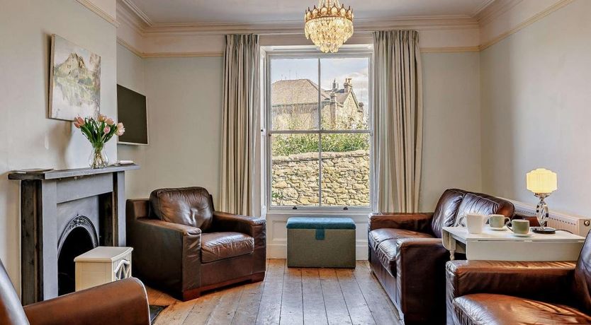 Photo of 6 Bed in Dolgellau