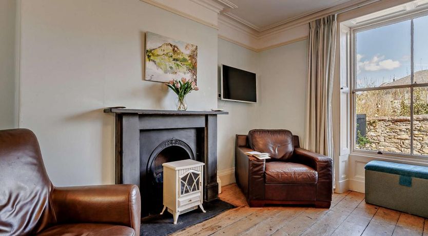 Photo of 6 Bed in Dolgellau